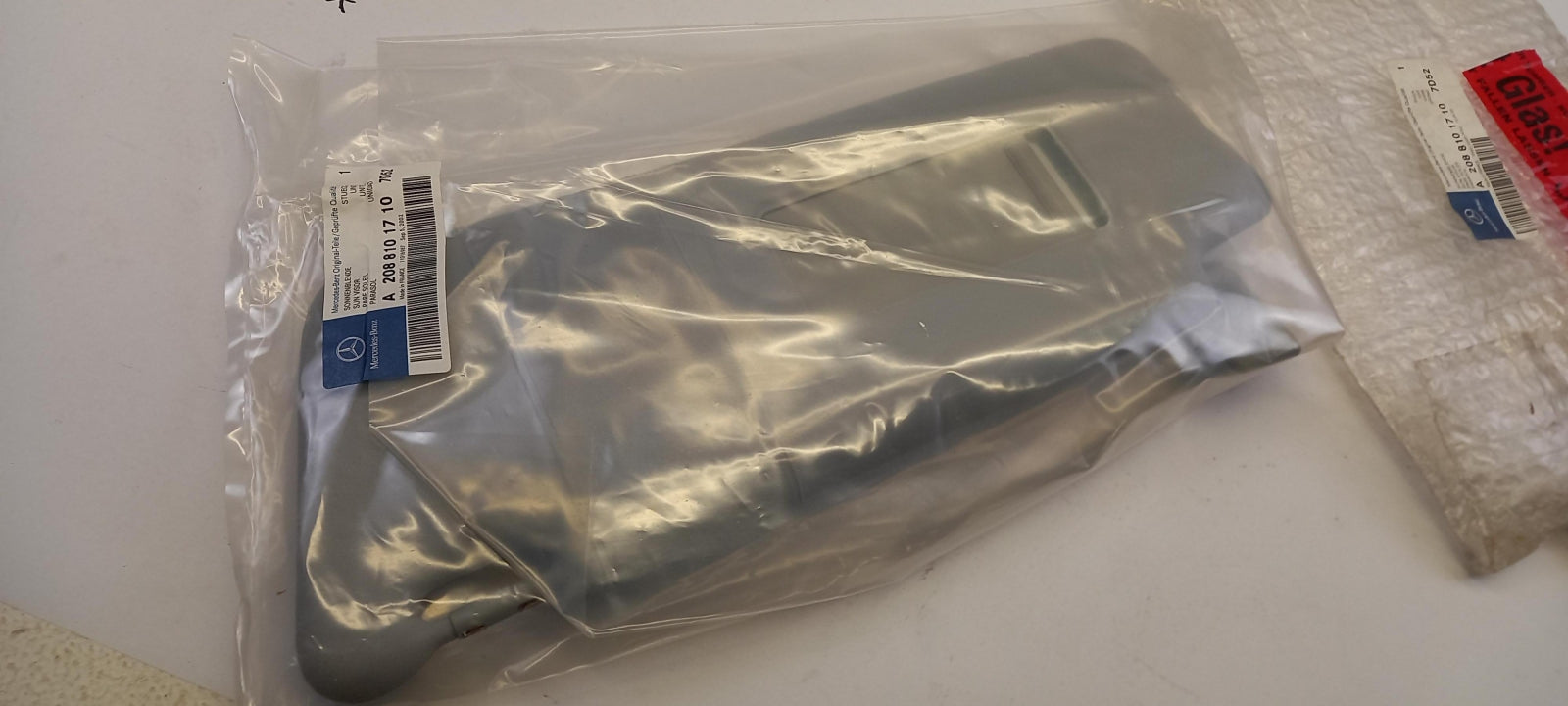 Original MERCEDES-BENZ CLK C208 A208 Sonnenblende links A20881017107D52