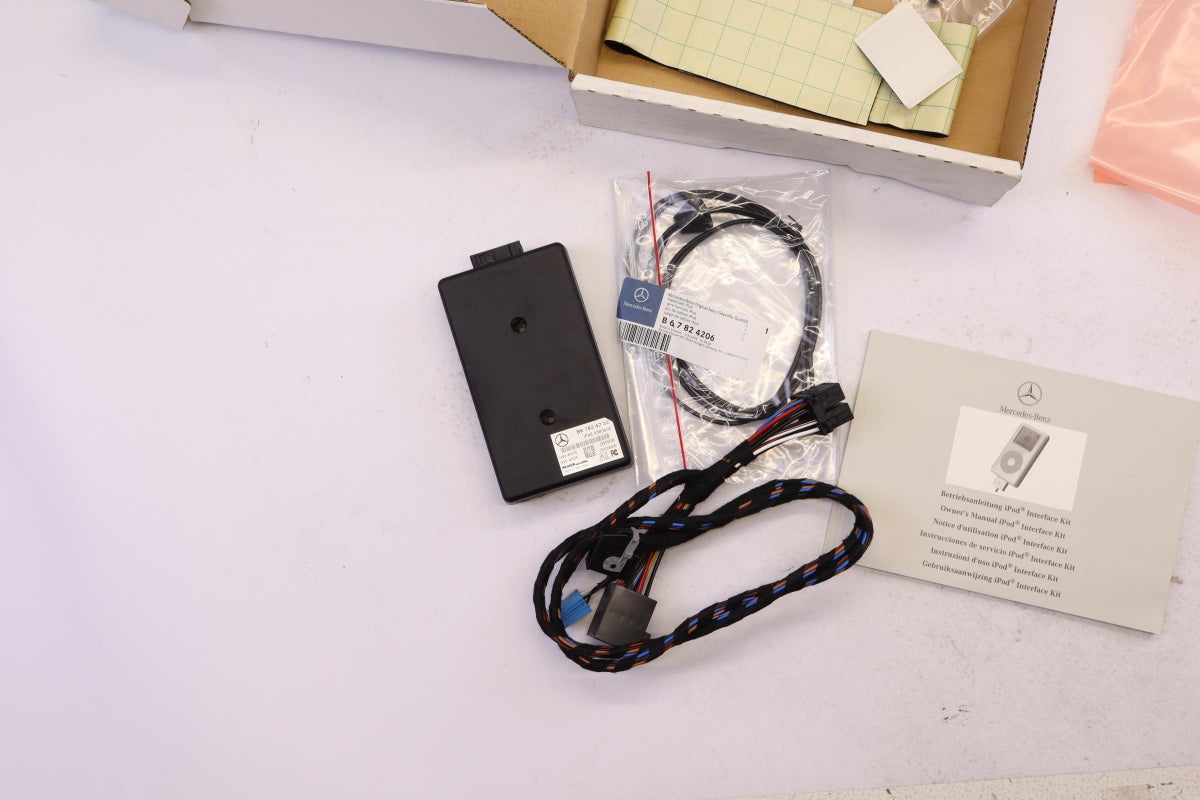 Original MERCEDES-BENZ iPod Interface Kit für Audio 5 B67824214
