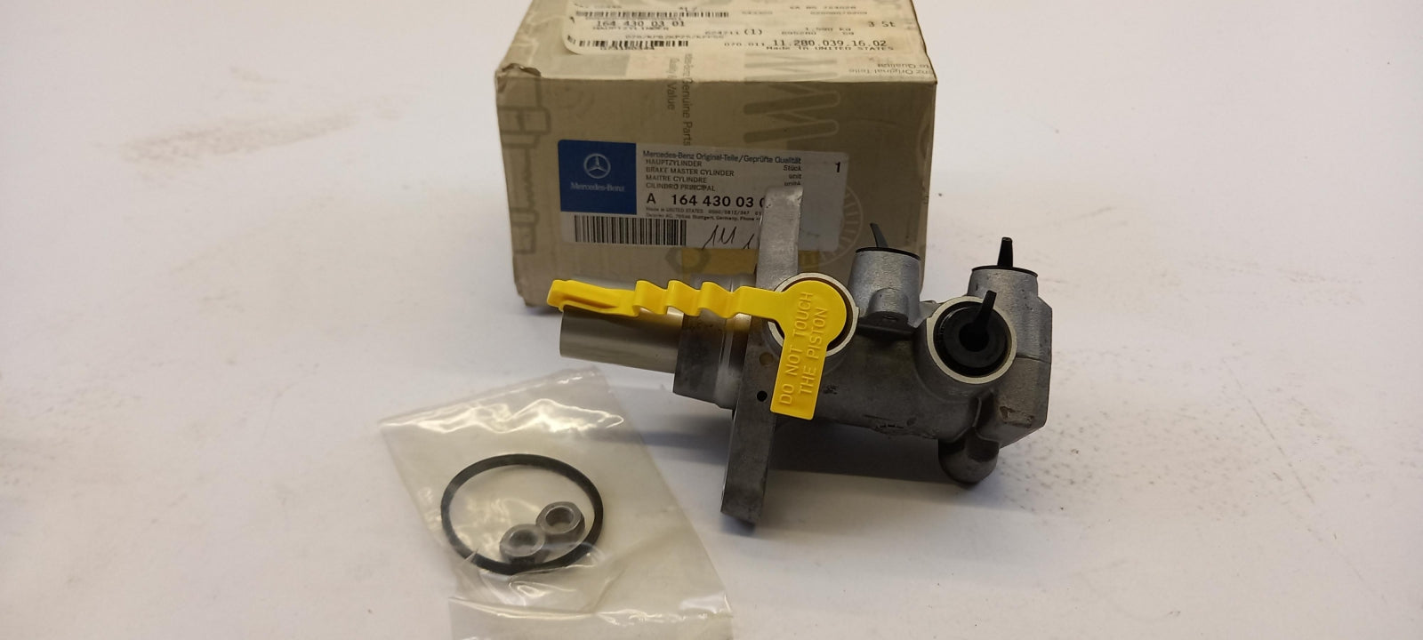 Original OE MERCEDES-BENZ Hauptbremszylinder A1644300301