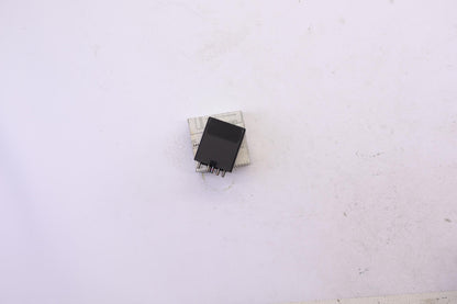 Original MERCEDES-BENZ W124 W201 Leerlaufregulierung Steuergerät A0075453732