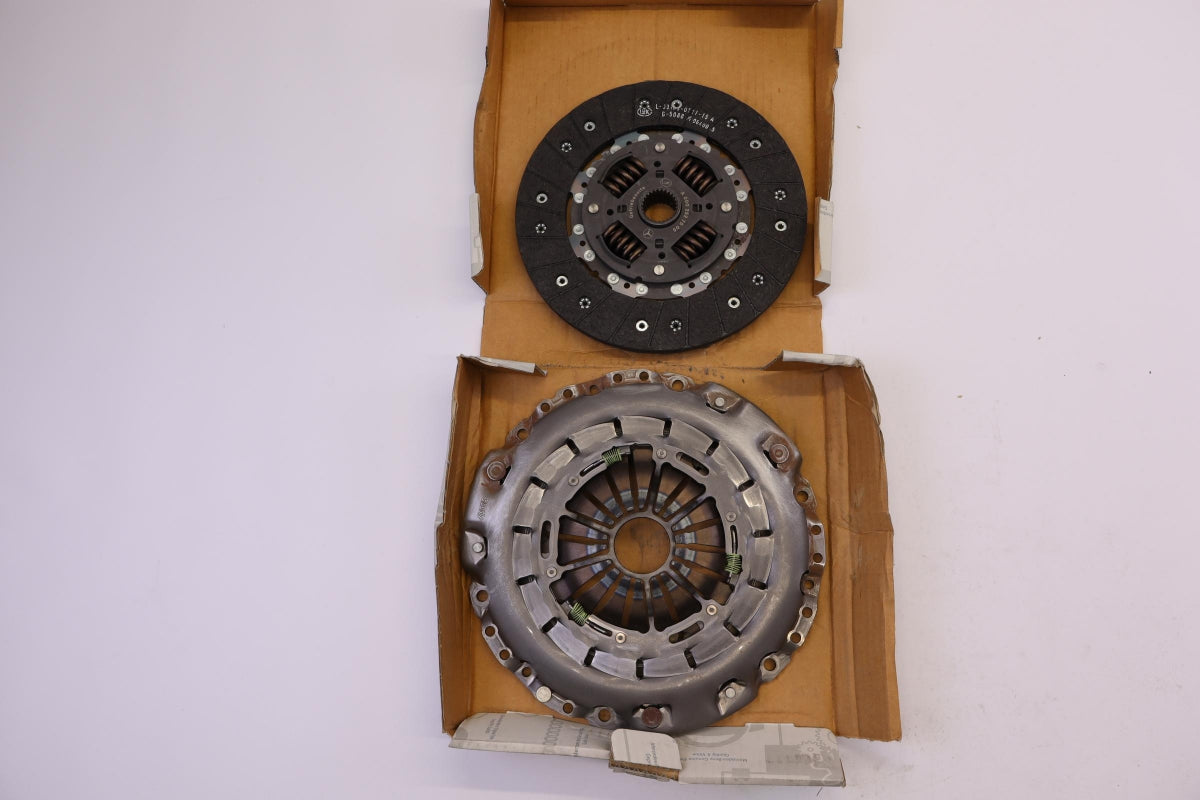Original MERCEDES-BENZ W203 C203 W211 Kupplungssatz A0192503101
