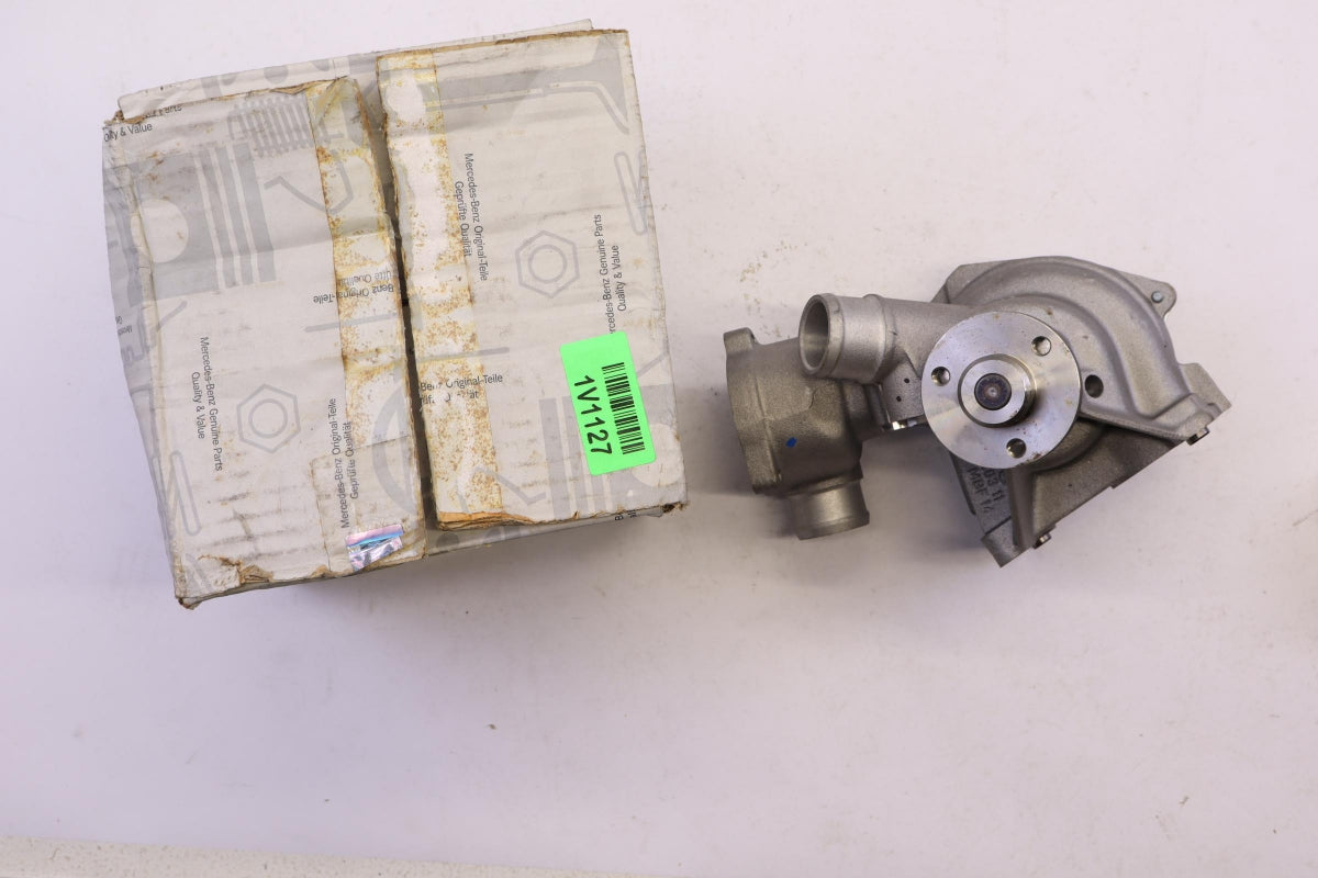 Original OE MERCEDES-BENZ Wasserpumpe A1032003701