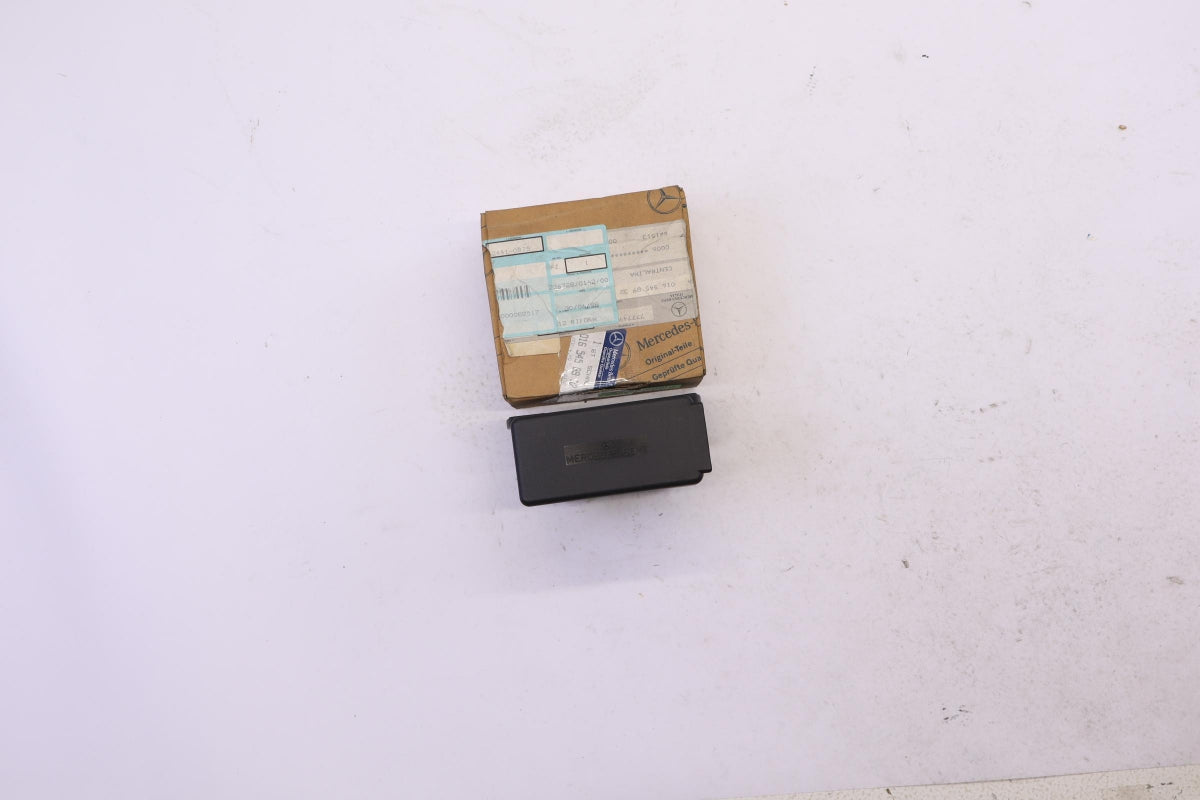 Original MERCEDES-BENZ Sprinter W901-905 OM602 Glühzeitrelais A0165458932