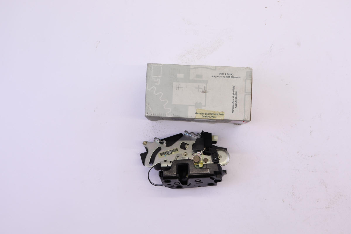 Original MERCEDES-BENZ Vaneo W414 Türschloss vorne rechts A4147200835