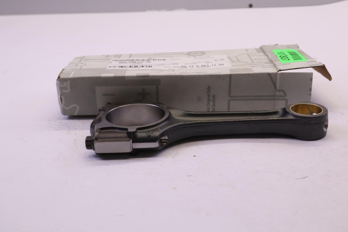 Original MERCEDES-BENZ E-Klasse S210 W210 C-Klasse W202 Pleuel A6040301320