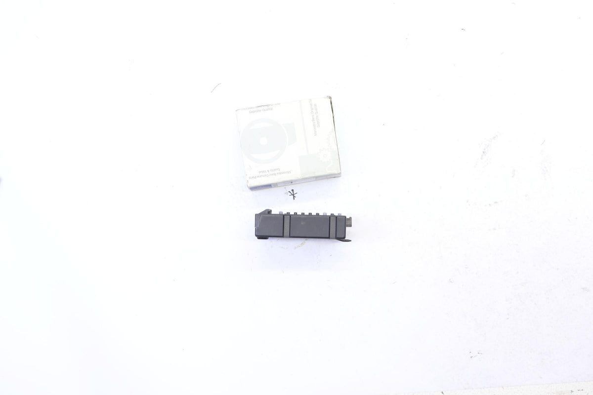 Original MERCEDES-BENZ C-klasse W202 Vakuumventil A2028000378