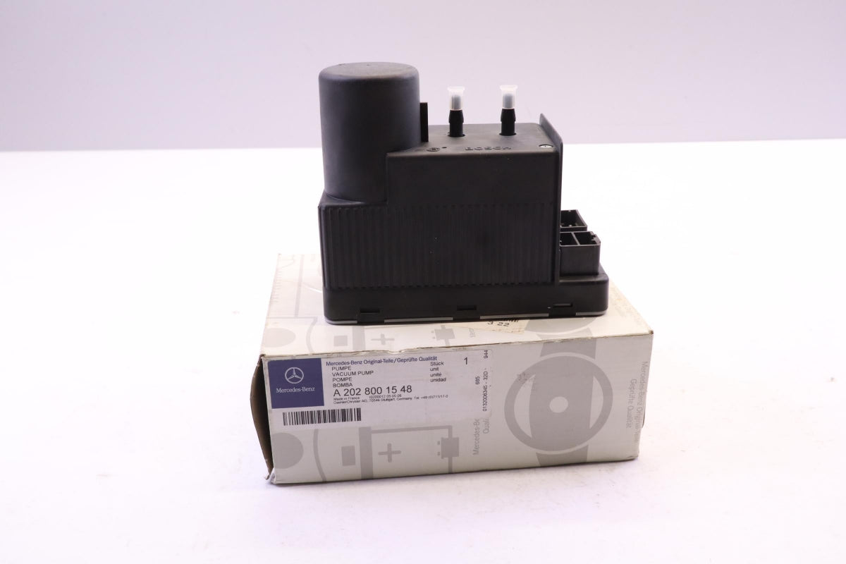Original MERCEDES-BENZ C-Klasse W202 Pumpe Zentralverriegelung A2028001548