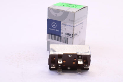 Original MERCEDES-BENZ LKW Batterie Relais A0005454105