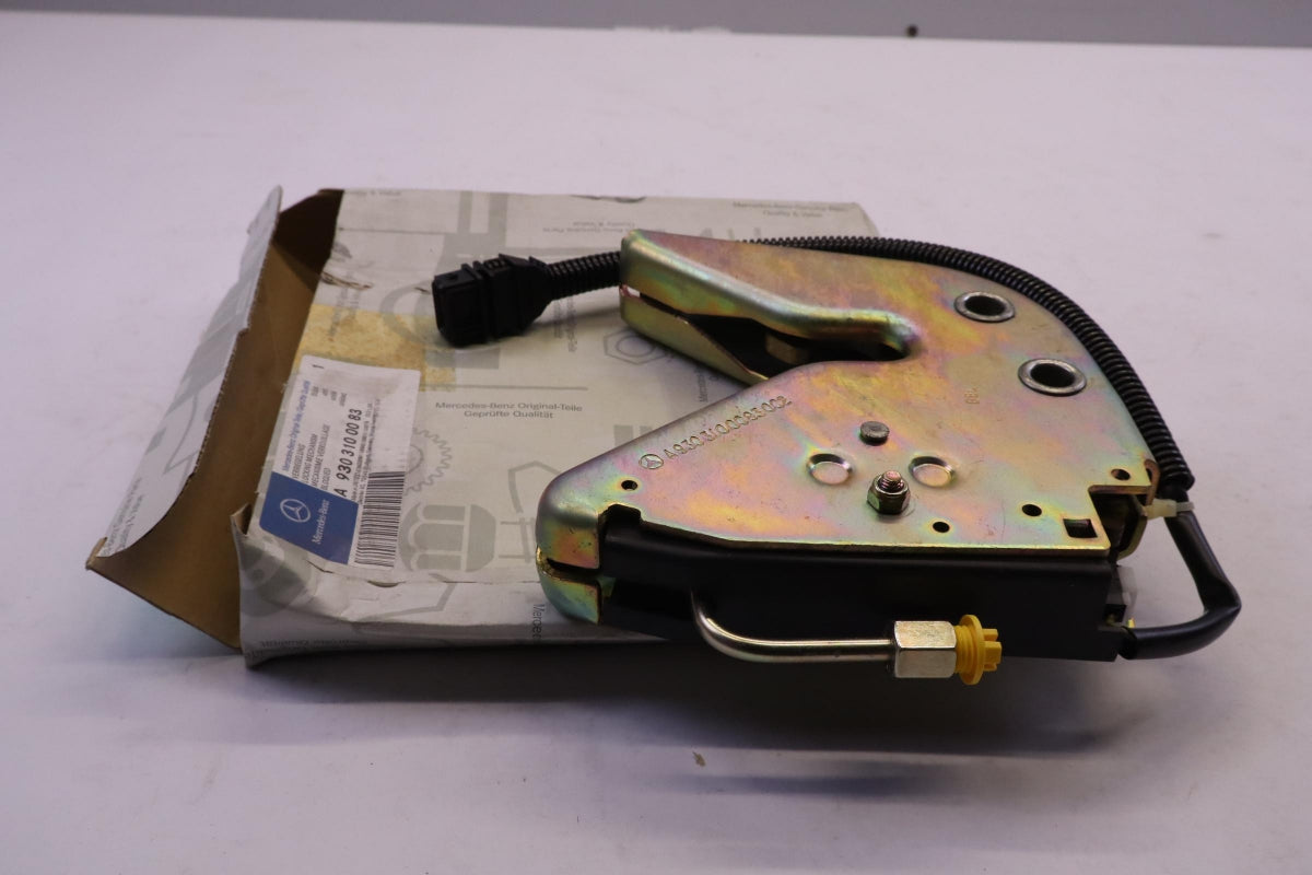 Original MERCEDES-BENZ Actros MP3 Fahrerhausverriegelung hinten L/R A9303100083