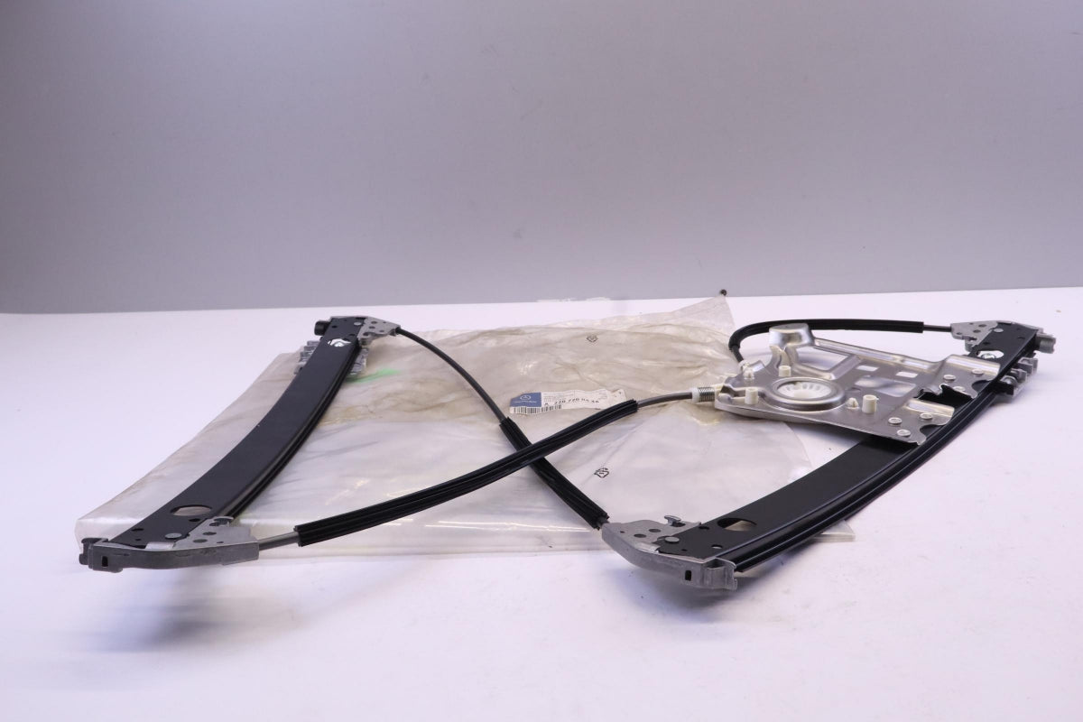 Original MERCEDES-BENZ S-klasse W220 Fensterheber vorne rechts A2207200446