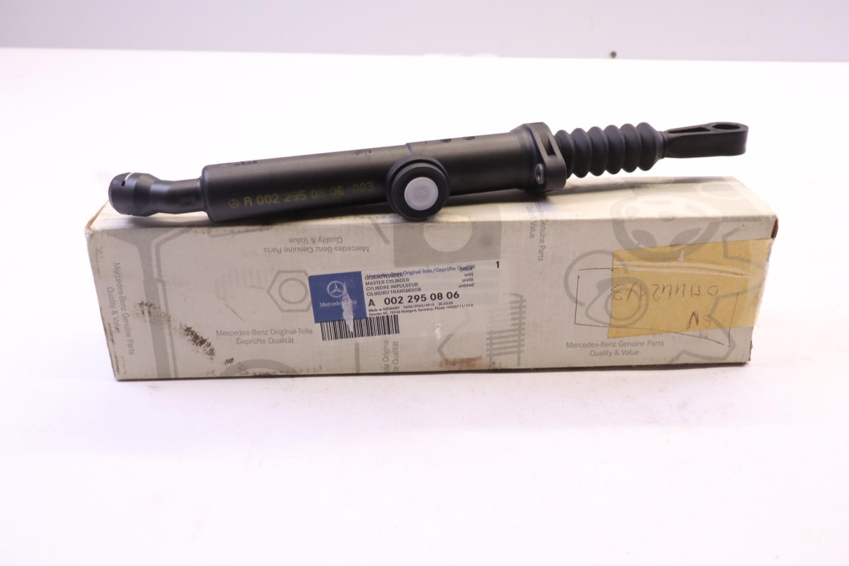 Original OE MERCEDES-BENZ Kupplungsgeberzylinder A0022950806