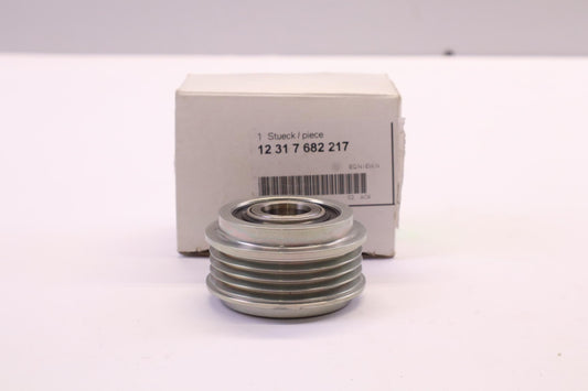 Original OE BMW Lichtmaschine Riemenscheibe 12317682217