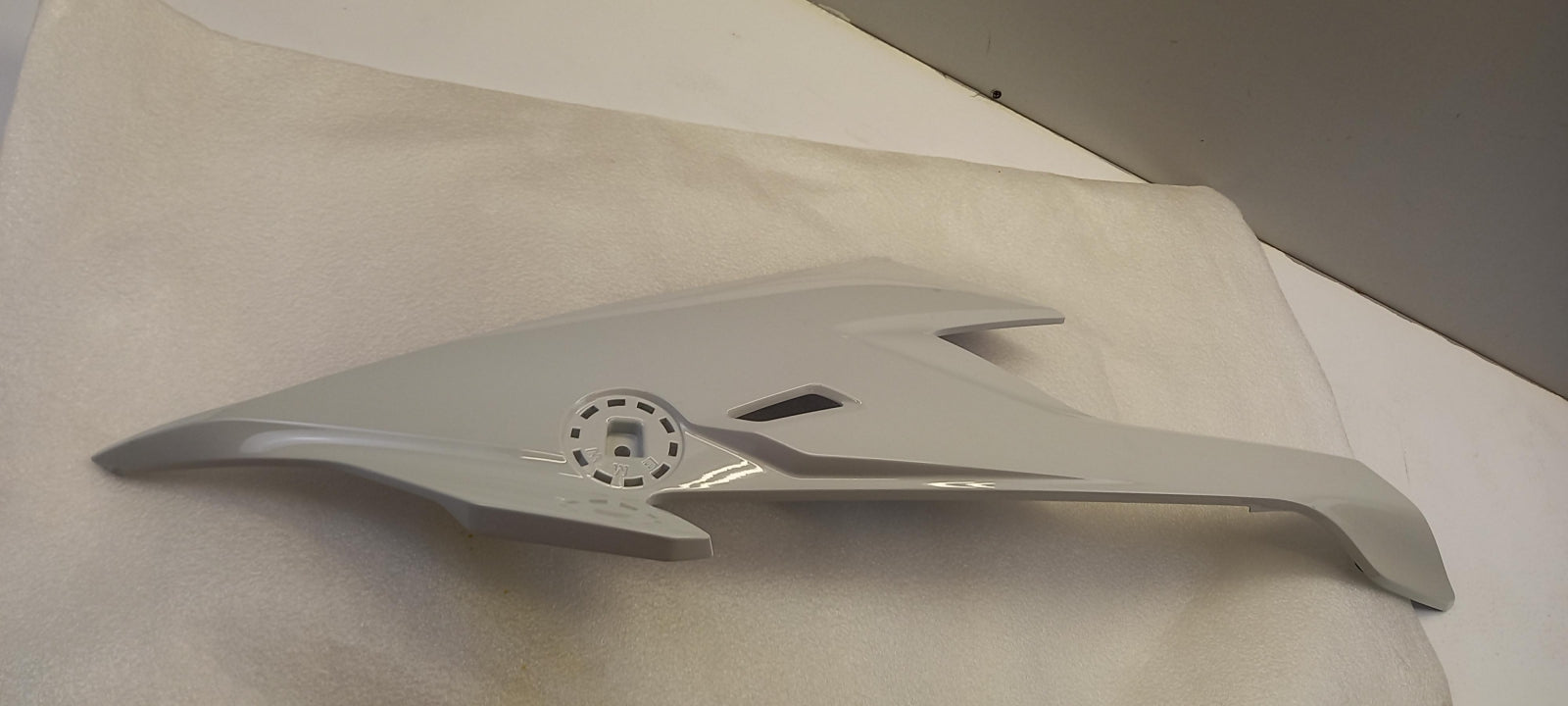 Original BMW Motorrad K67 Seitenverkleidung light-white rechts 46639467768