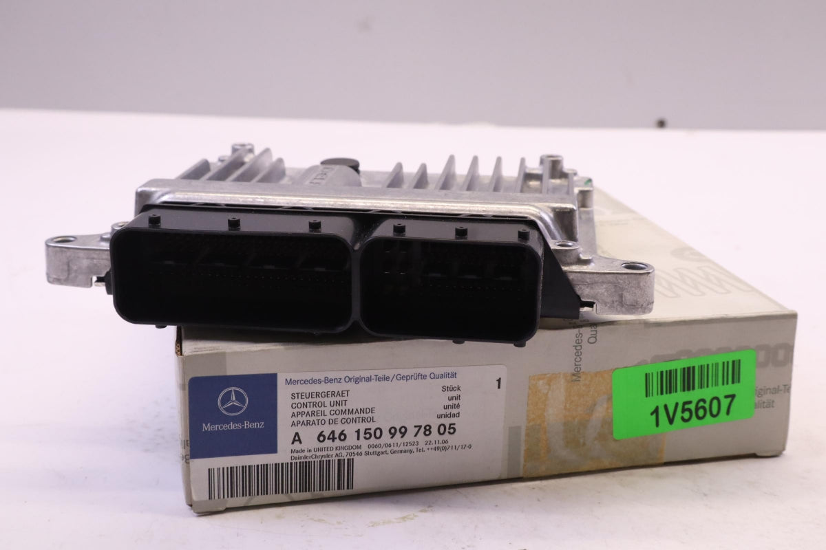 Original MERCEDES-BENZ E-Klasse W211 Motorsteuergerät A646150997805