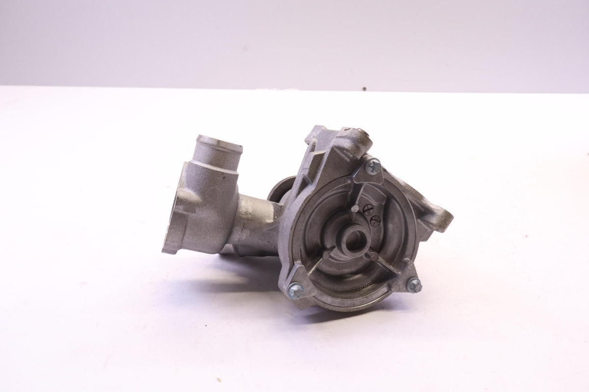 Original OE MERCEDES-BENZ Wasserpumpe A1032003701