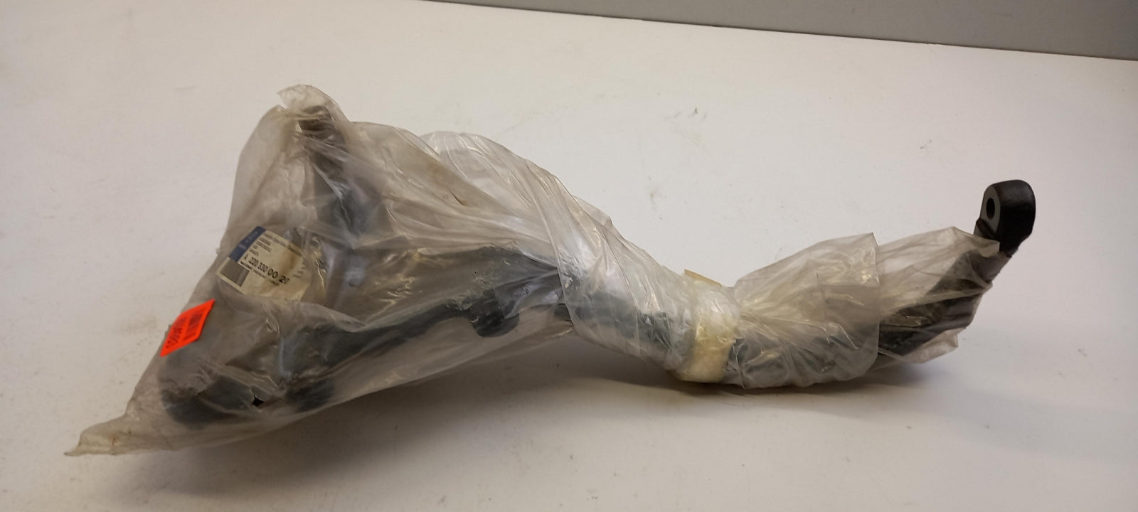 Original OE MERCEDES-BENZ Achsschenkel A2203300020