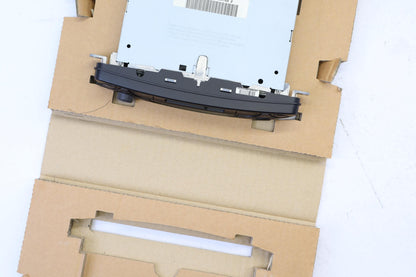 Original MERCEDES-BENZ Vito CLK CLC C-Klasse Multimedia Haupteinheit A2038201686