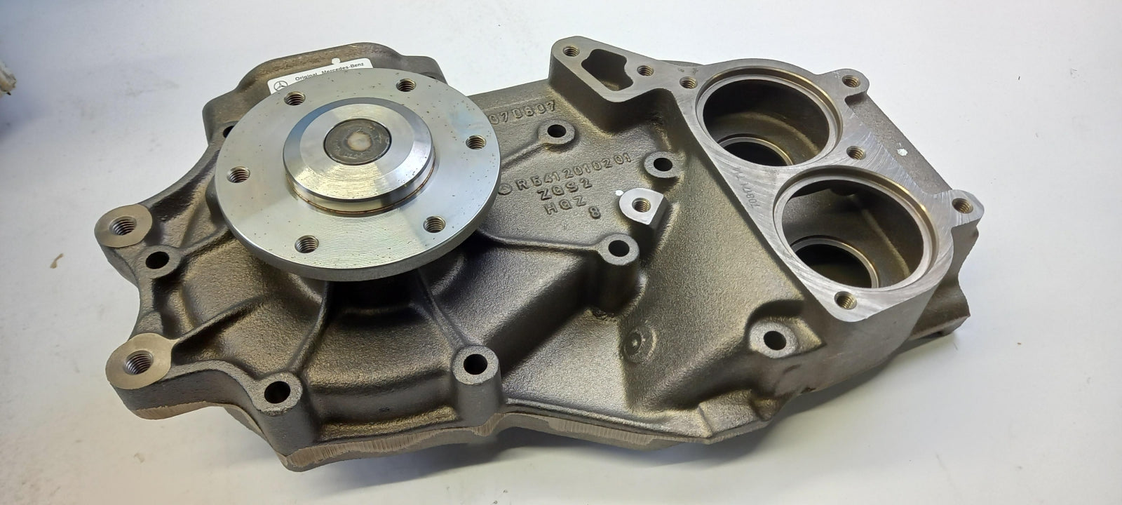 Original MERCEDES-BENZ Actros OM501LA OM502LA Wasserpumpe A5412001201