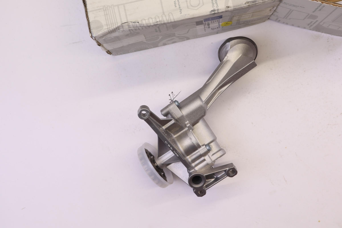 Original MERCEDES-BENZ Vito W638 Sprinter W901-905 Ölpumpe A6111800101