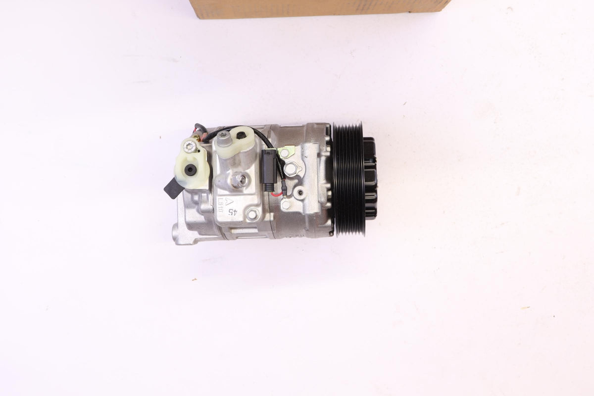 Original MERCEDES-BENZ CLK CLC C-Klasse CL203 Klimakompressor A0012304511