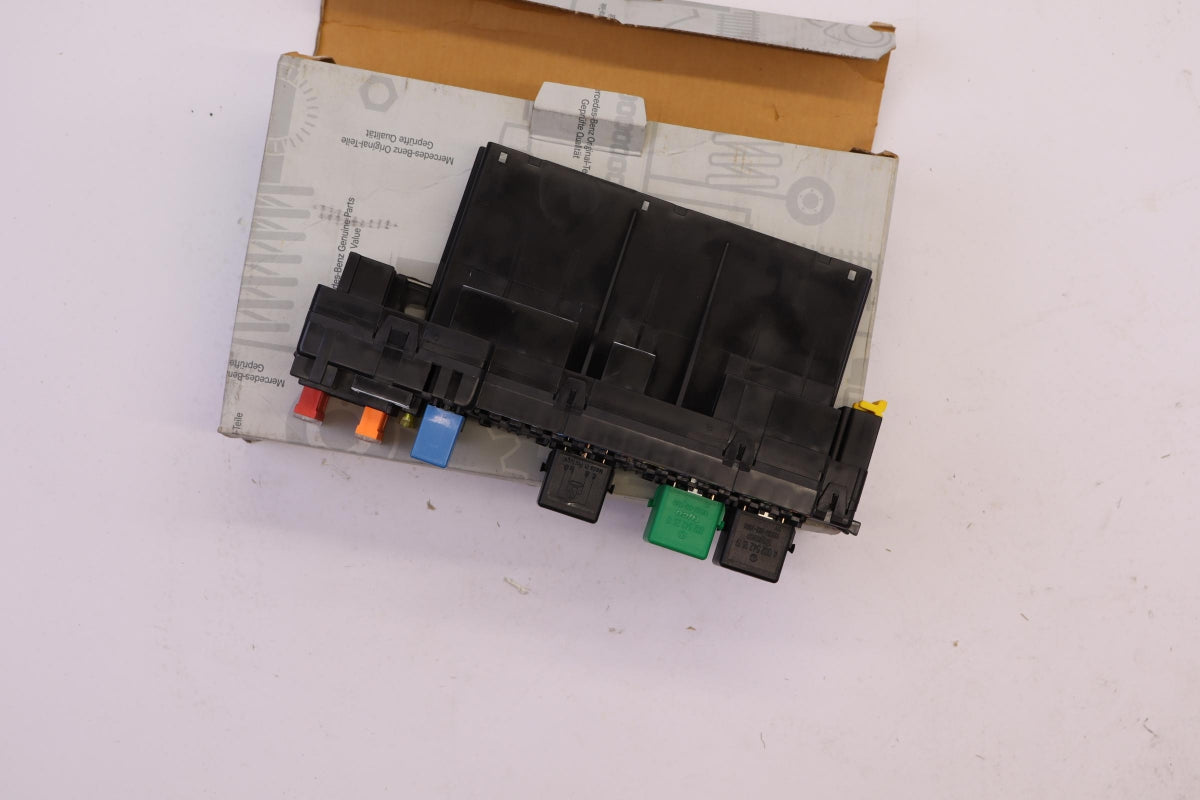 Original OE MERCEDES-BENZ Sicherungskasten A2305451001