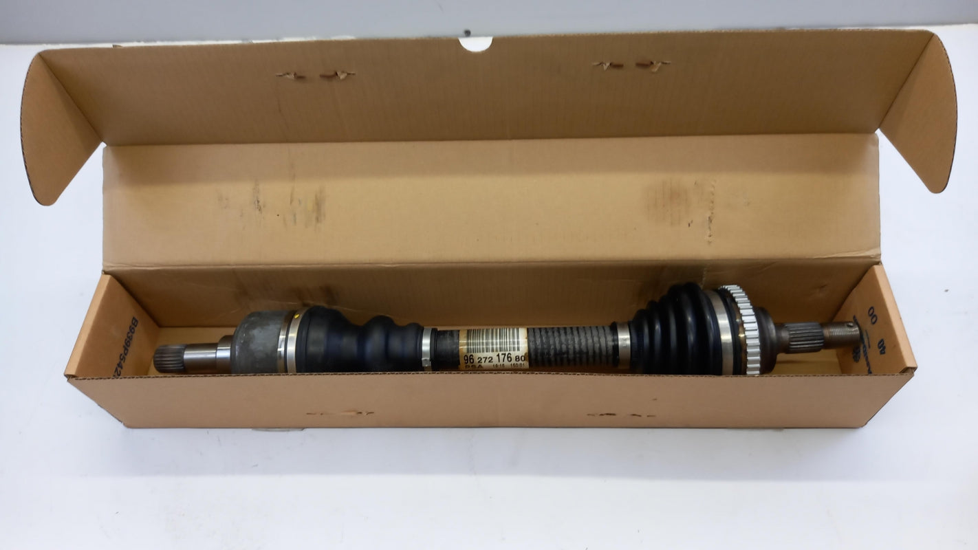 Original PEUGEOT 206 Antriebswelle links 3272Y9