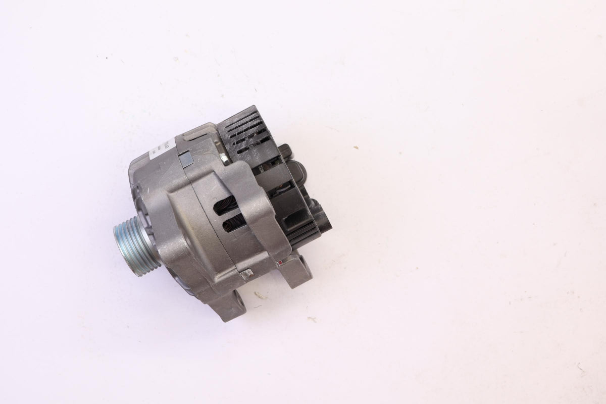 Original OE Peugeot Lichtmaschine 5702A3