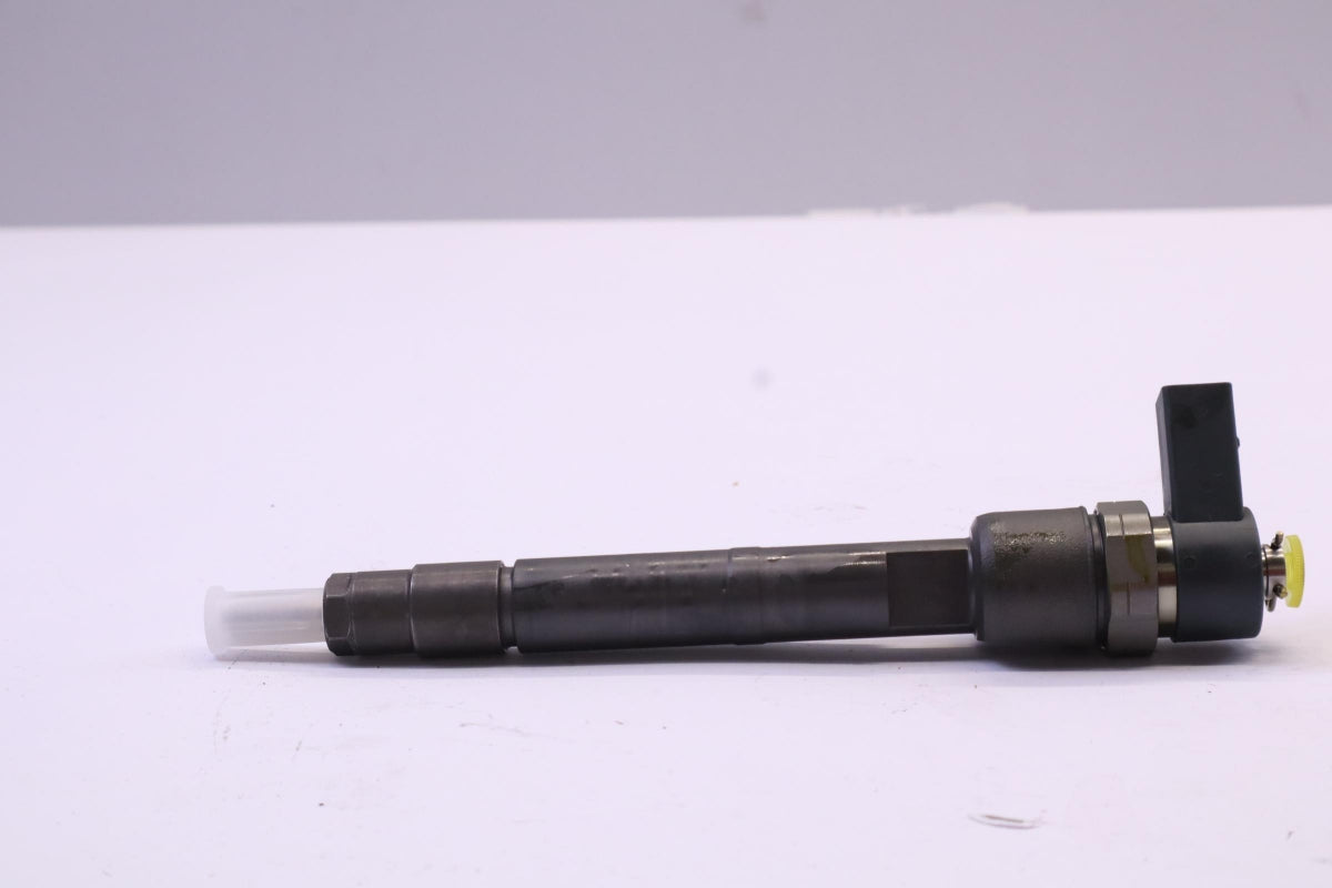 Original MERCEDES-BENZ Vito Viano W639 Injektor A6460700287
