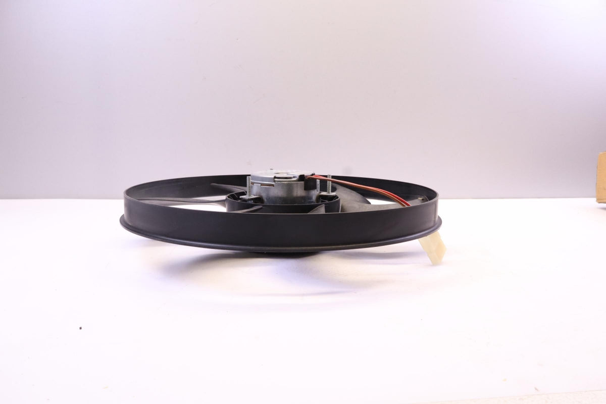 Original MERCEDES-BENZ V-klasse Vito W638 Motorkühlung Lüfter A6385001093