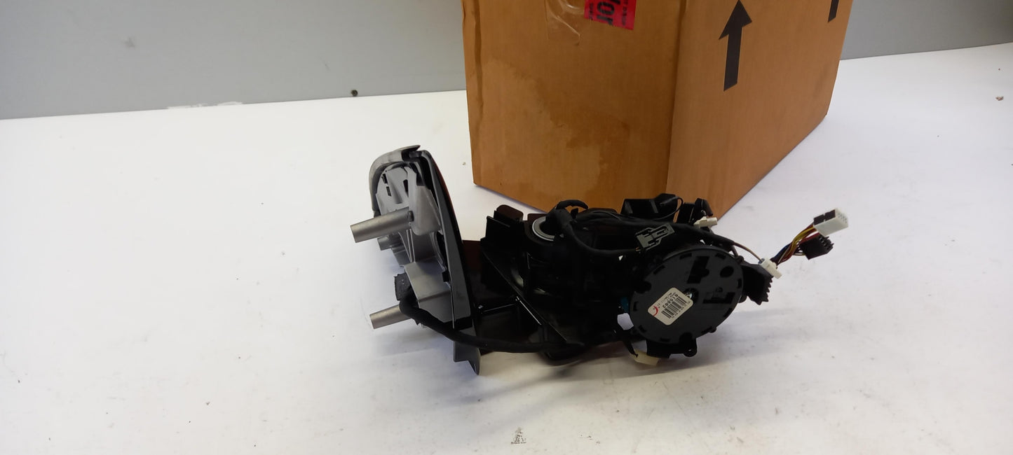 Original MERCEDES-BENZ R-Klasse W251 Außenspiegel Halter rechts A2518109019