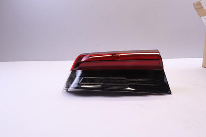 Original OE BMW Heckleuchte 63215A3BC57