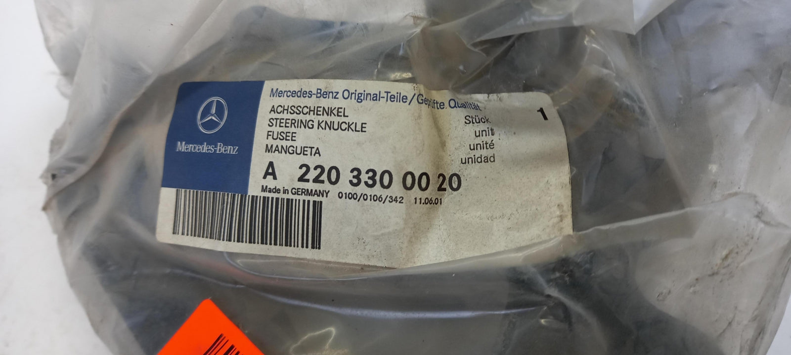 Original OE MERCEDES-BENZ Achsschenkel A2203300020
