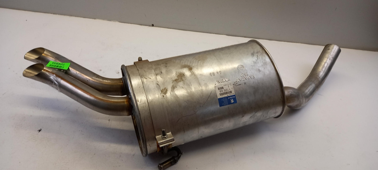 Original PEUGEOT 806 Expert CITROEN Evasion Jumpy Schalldämpfer 1726N9