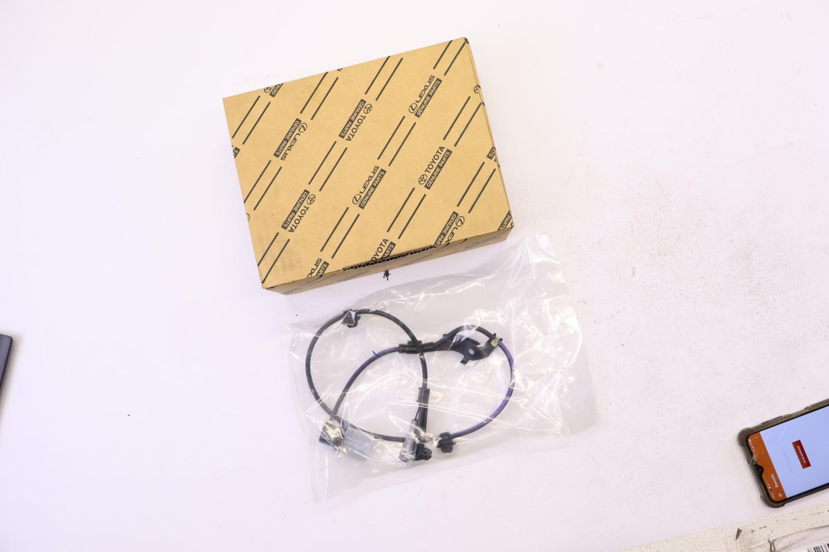 Original TOYOTA Hilux 05-15 Raddrehzahlsensor hinten rechts 895450K070
