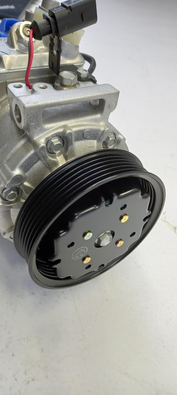 Original AUDI A4/S4 8H/8E Klimakompressor 8E0260805F