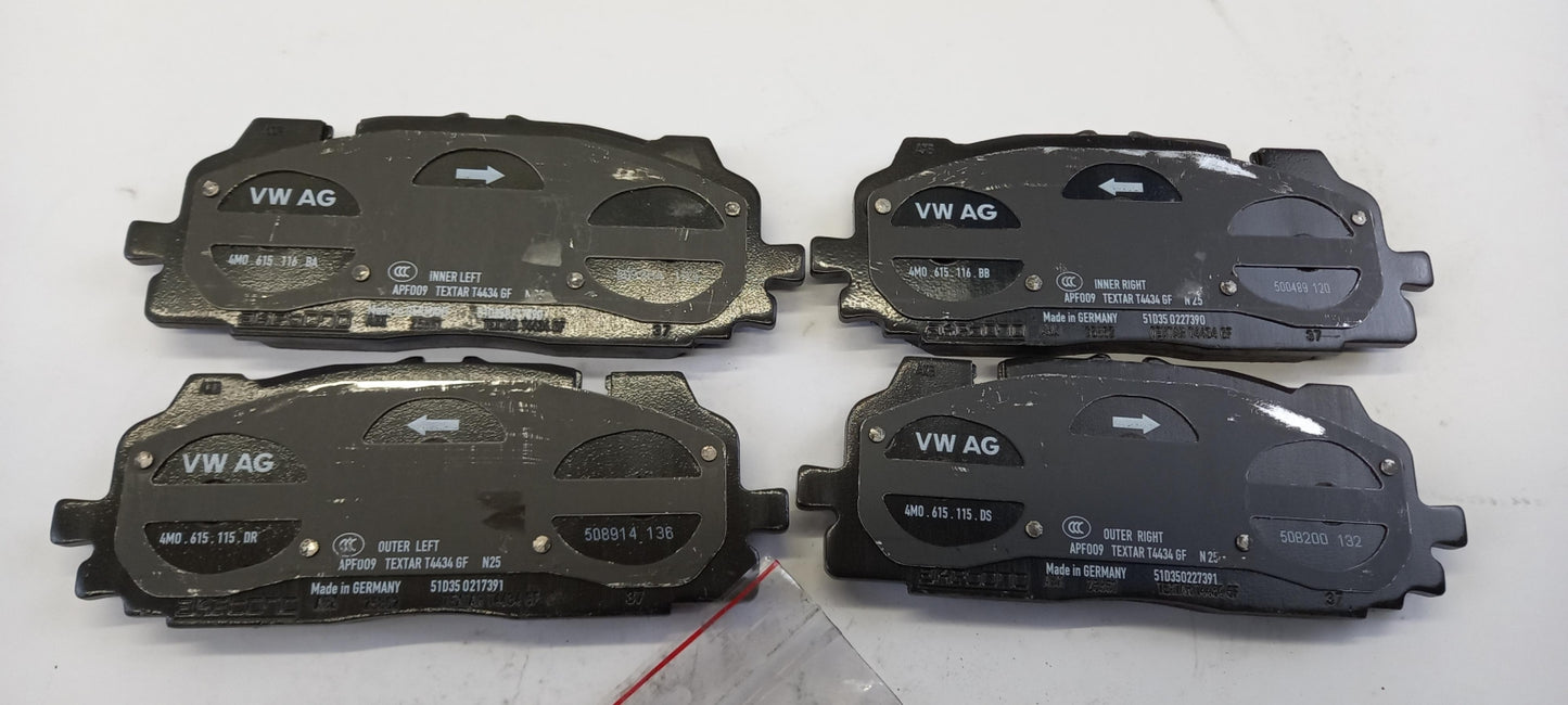 Original AUDI RS5 S5 A4 A5 Q5 Q7 Q8 Bremsbeläge vorne 4M0698151BK
