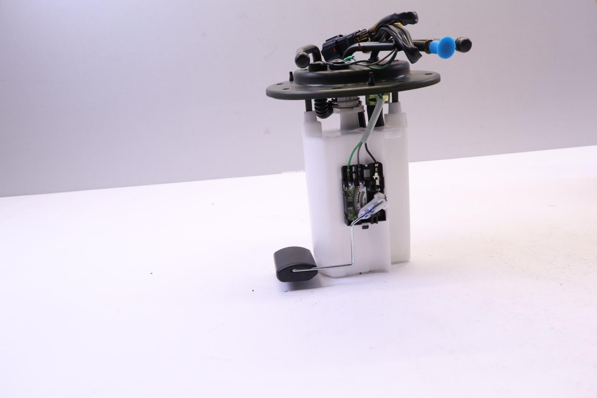 Original HYUNDAI Trajet 00-06 Kraftstoffpumpe 311103A900