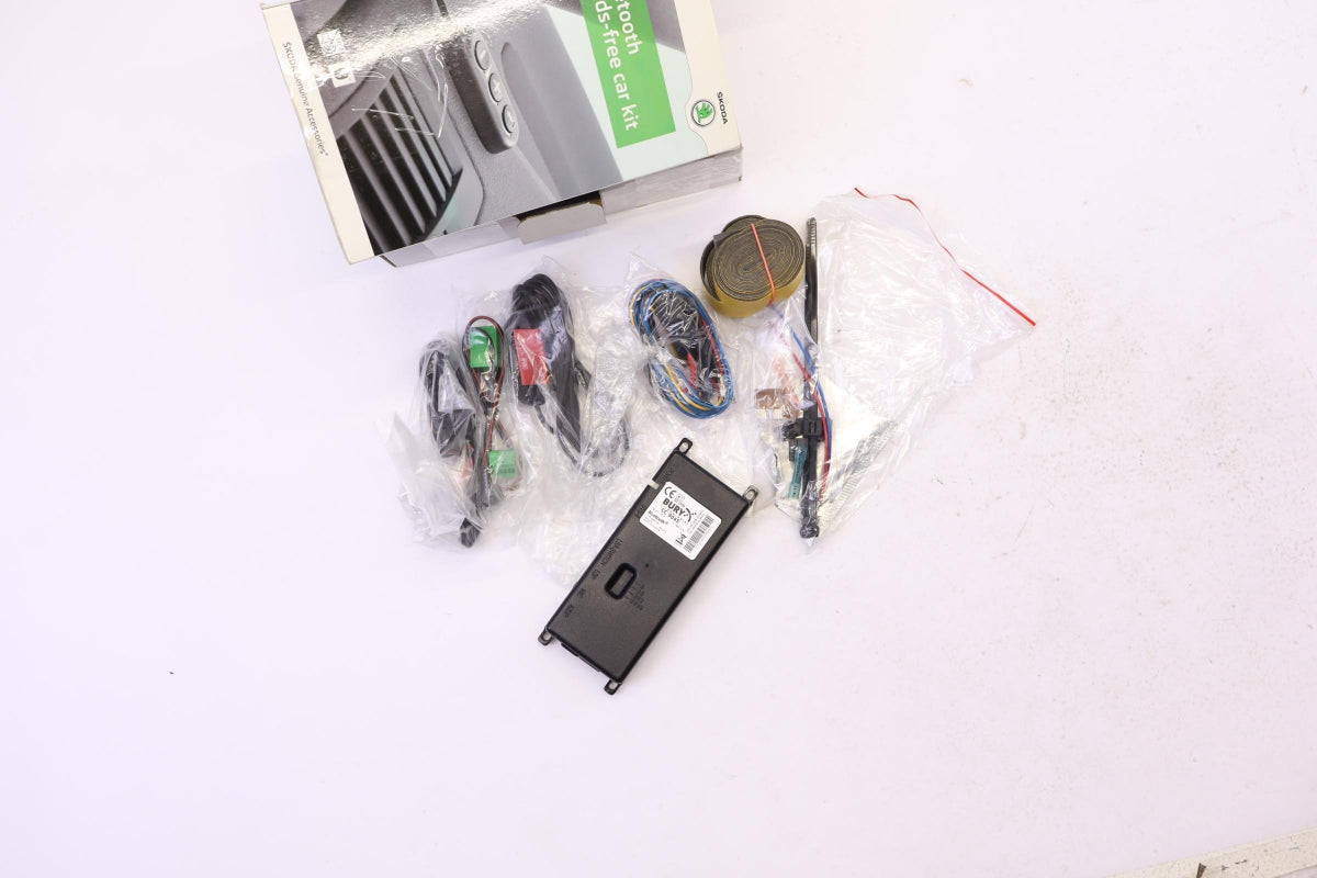 Original SKODA Fabia 5J Octavia 1Z Yeti Freisprecheinrichtung 5J0051473A