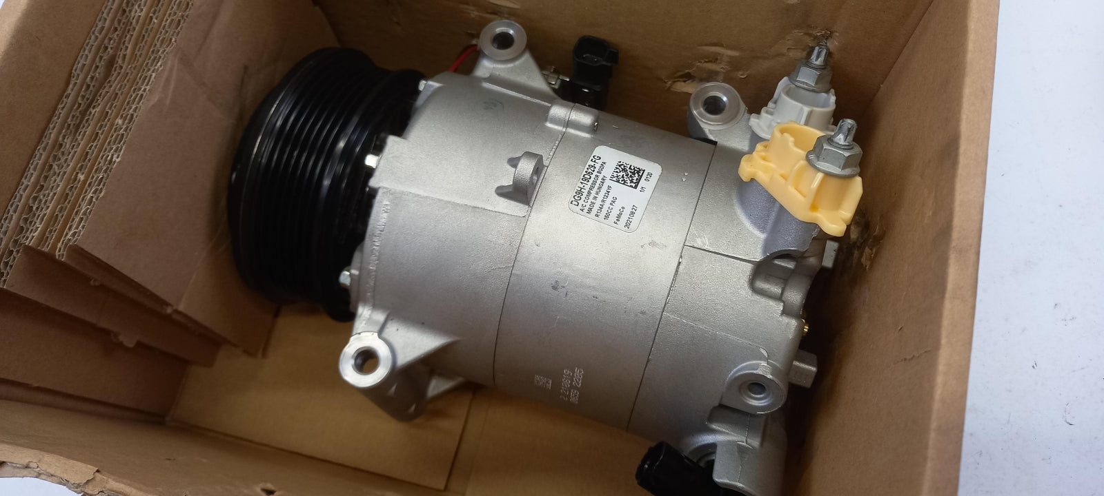 Original FORD Mondeo V S-Max II Galaxy III Klimakompressor 2480053
