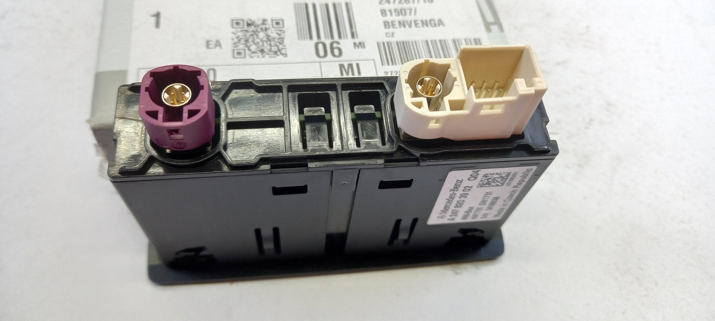 Original MERCEDES-BENZA E CLA GLA GLB USB/AUX Buchse A2478203902
