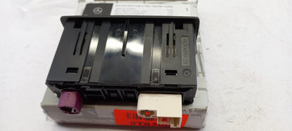 Original MERCEDES-BENZA E CLA GLA GLB USB/AUX Buchse A2478203902