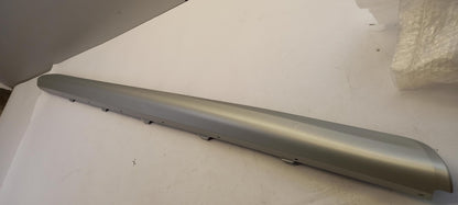 Original MINI Countryman F60 Schwellerleiste links ALL4 weißalu 51777411085