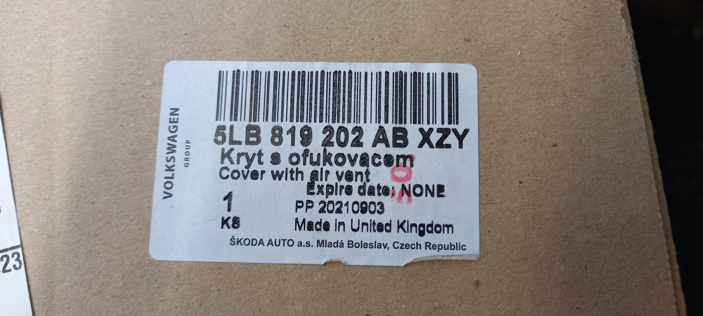 Original SKODA Enyaq iV Abdeckung mit Lüftungsschlitzen 5LB819202ABXZY