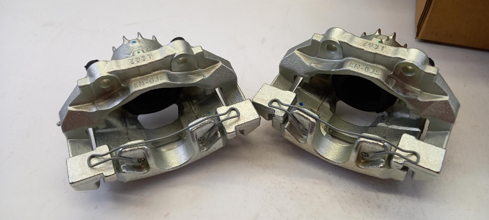 Original CITROEN C4 Picasso Bremssattel Satz vorne links+rechts 1610495480