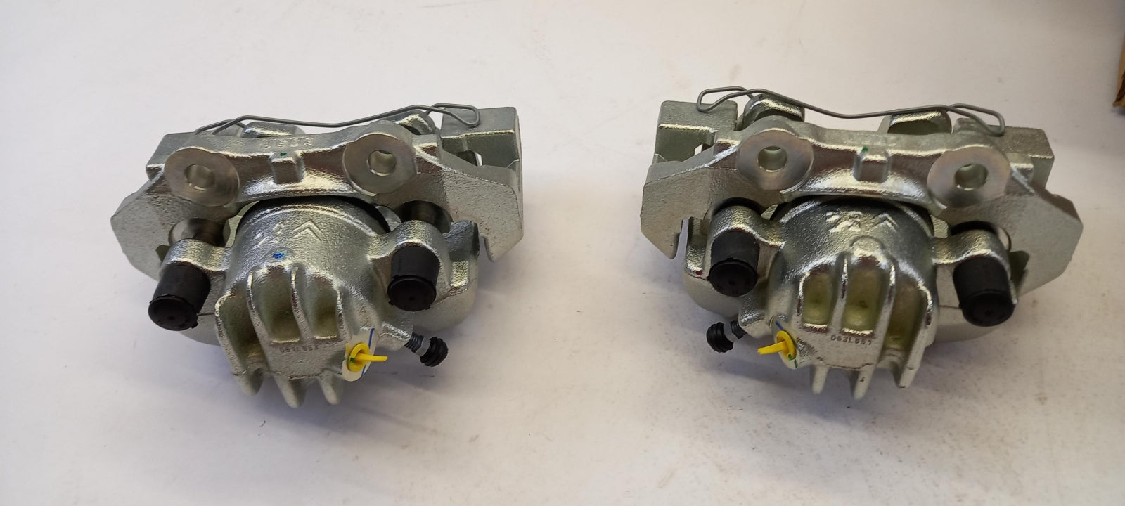 Original CITROEN C4 Picasso Bremssattel Satz vorne links+rechts 1610495480