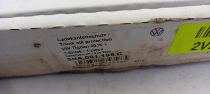 Original OE Volkswagen Ladekantenschutz 5NA061195C
