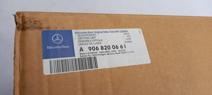 Original MERCEDES-BENZ W906 Leuchteinheit Scheinwerfer rechts A9068200661