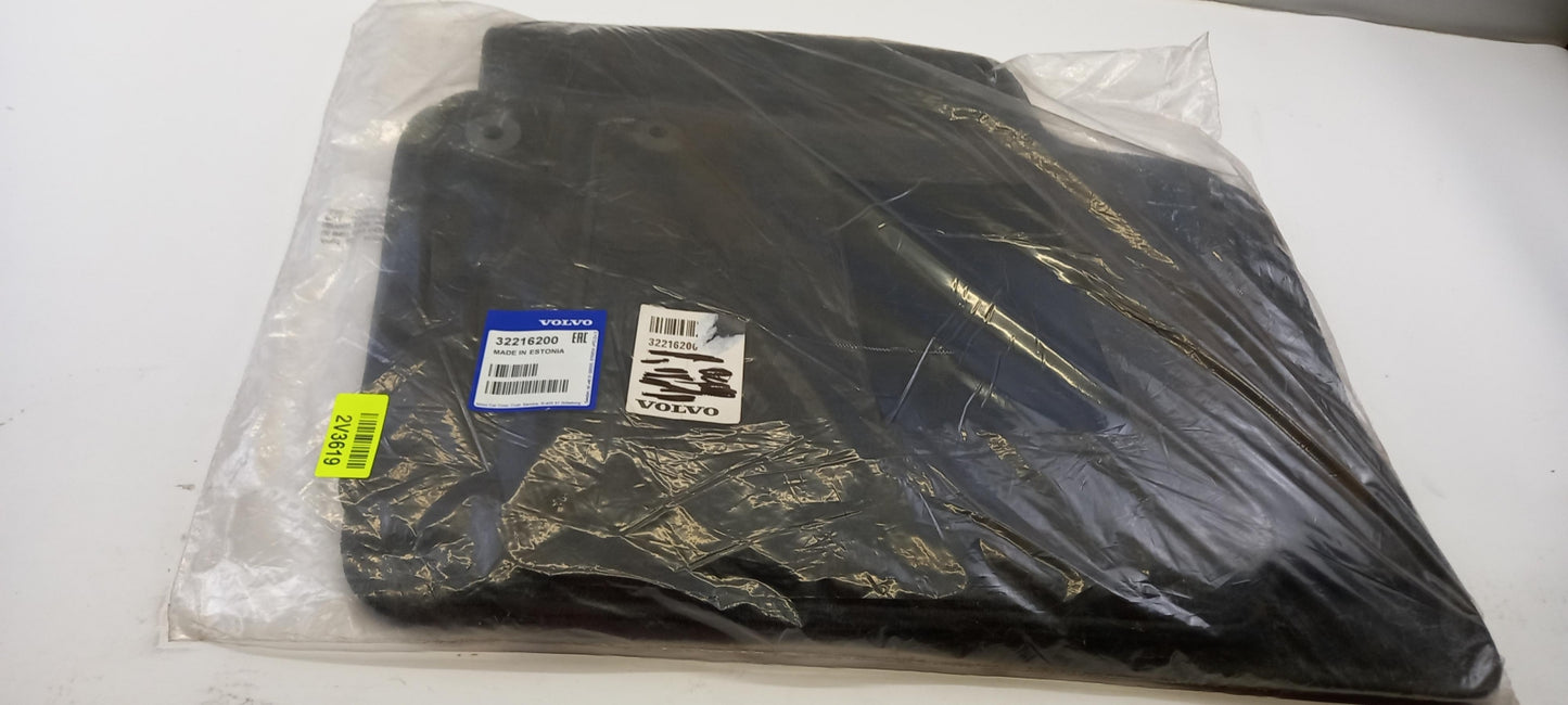 Original OE VOLVO Fußmattensatz 32216200