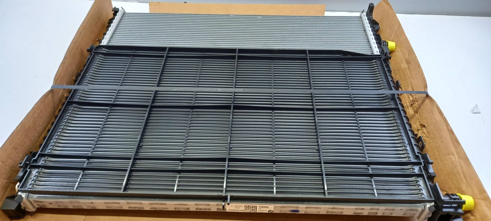 Original OE BMW Wasserkühler 17115A26B34