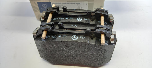Original MERCEDES-BENZ S-Klasse CL-Klasse -2006 Bremsbeläge Vorne A0044200820